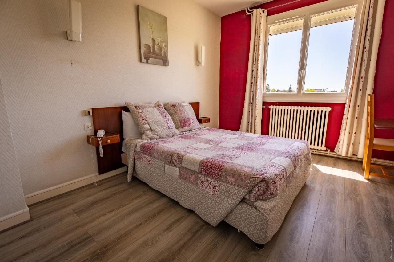 Hotel Christina Шатору Экстерьер фото